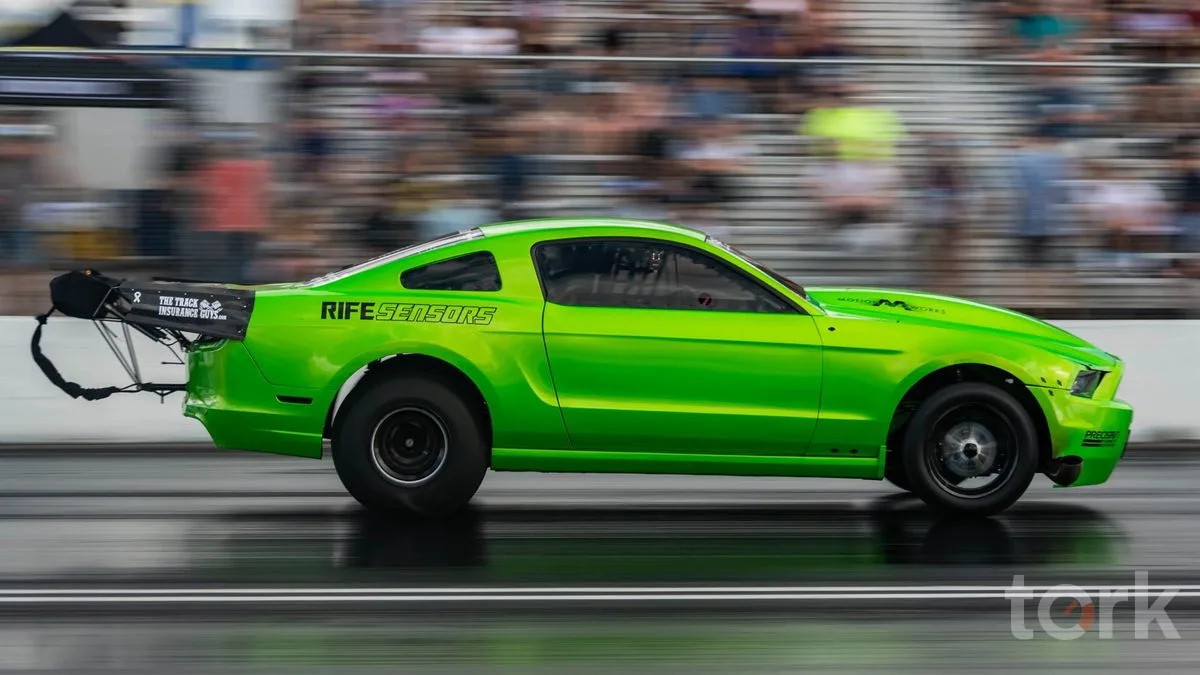 3.000 beygirlik Mustang’de 228 mph’de lastik koptu — fotoğraf 1