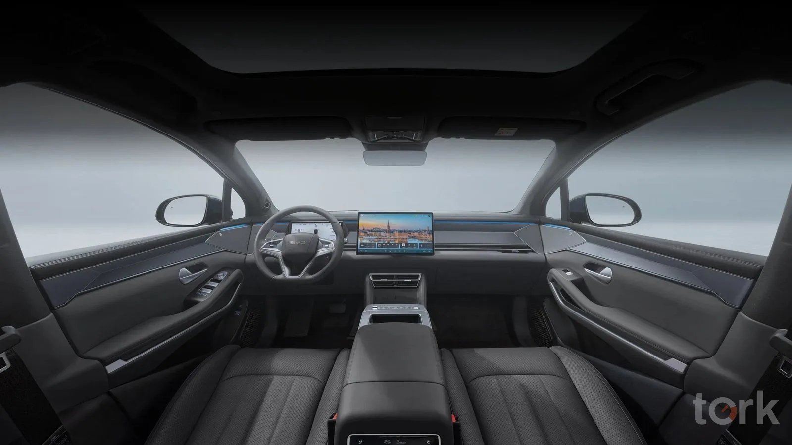 BYD ATTO 8: 7 koltuk, 653 km menzil ve hızlı şarj — fotoğraf 1